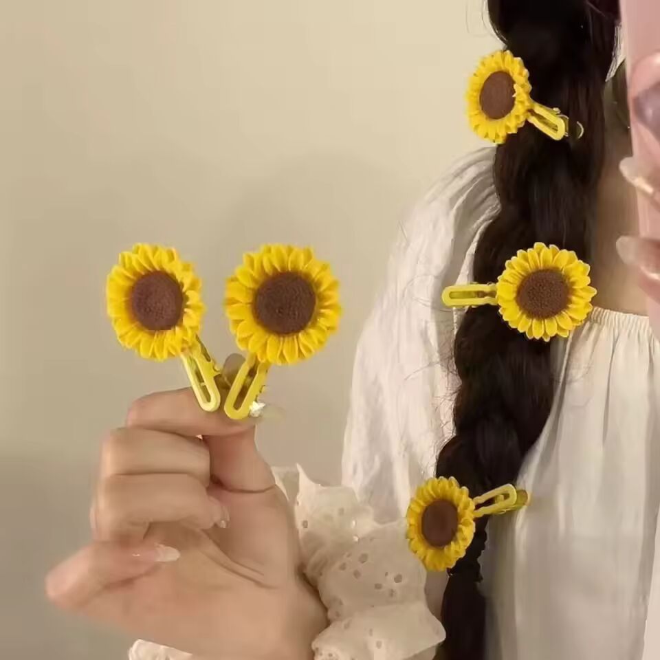 2pcs Sunflower Hair Clips Sweet Cute Bangs Side Clip Cute Daisy Small Flower Hairpins Duckbill Hairpin Women Hair Accessories